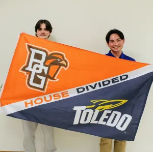 BG/School Up North House Divided 3x5' Flag