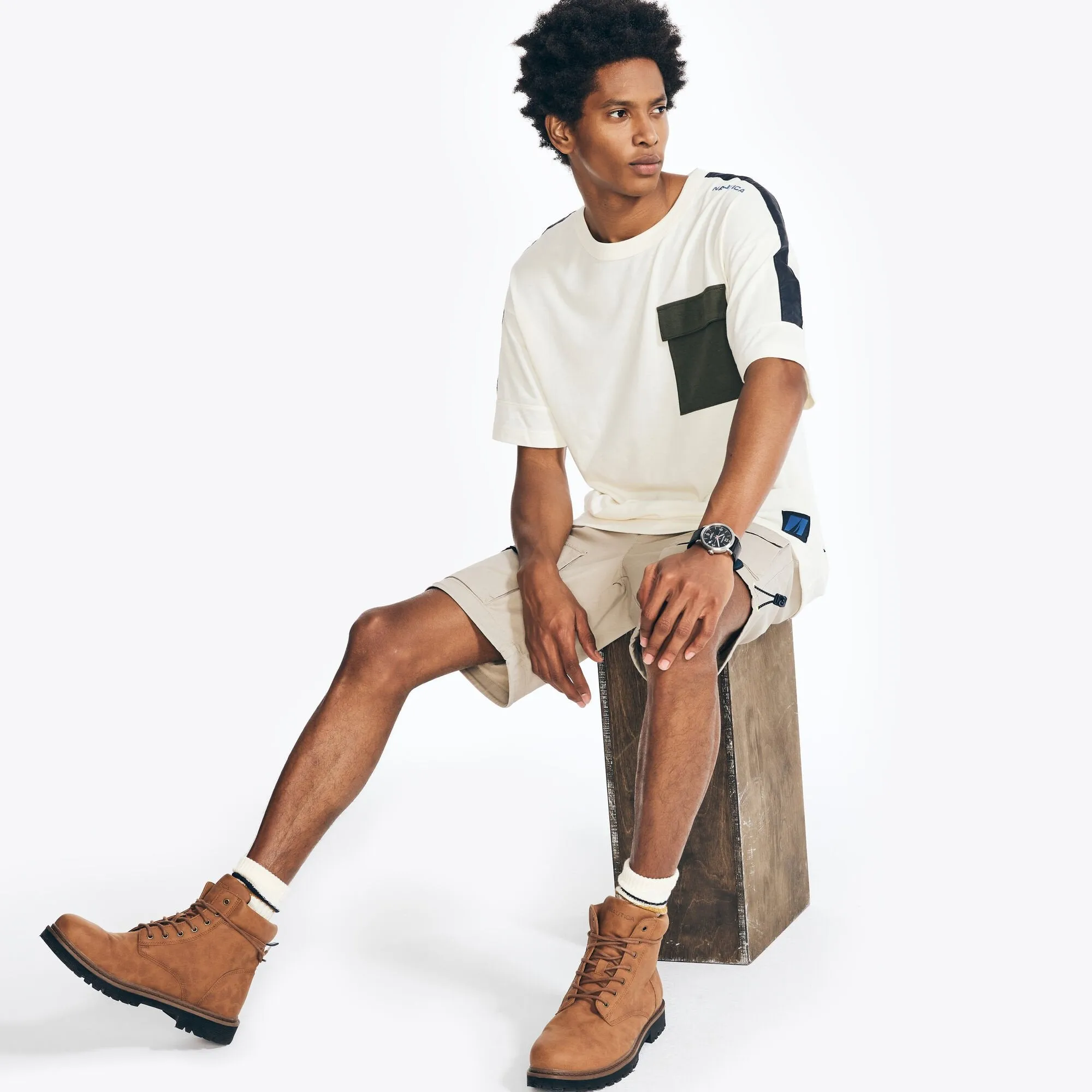 Nautica Mens Pocket T-Shirt