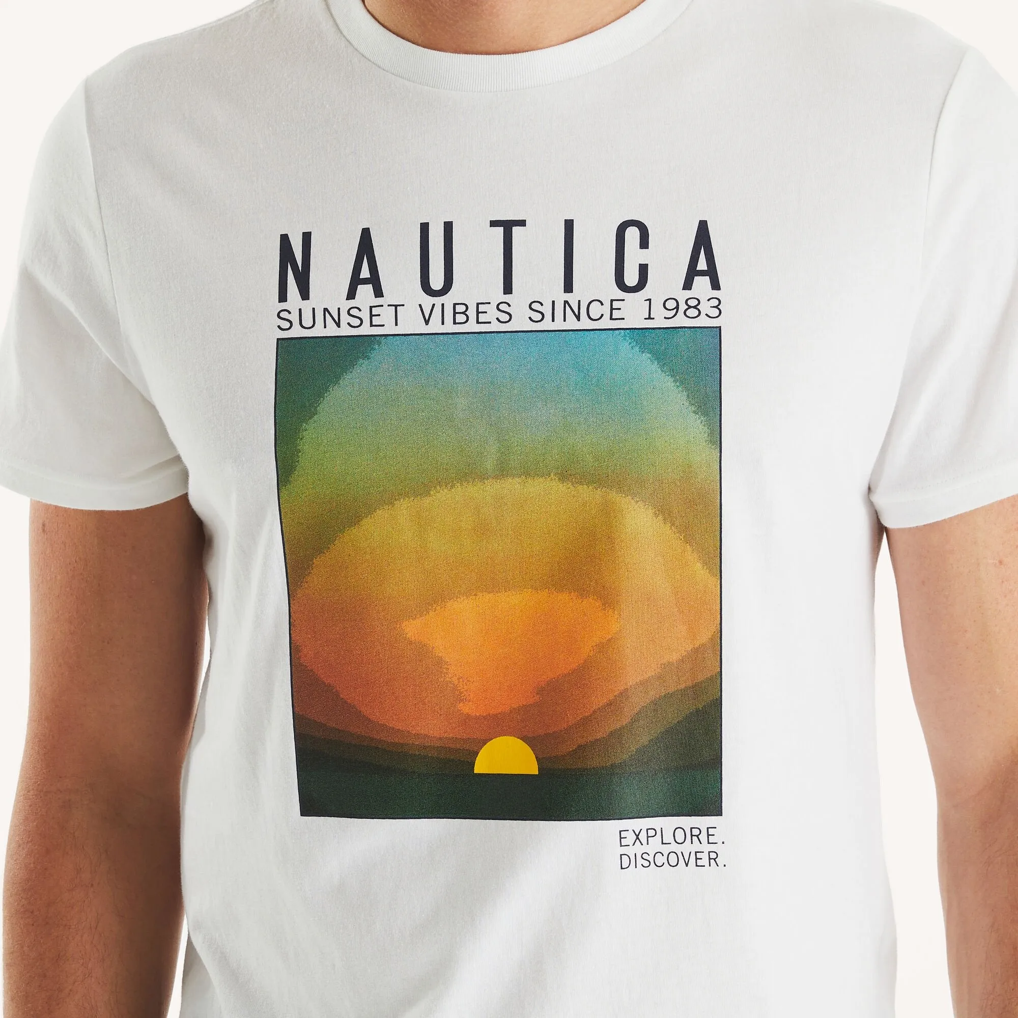 Nautica Mens Sustainably Crafted Sunset Vibes Graphic T-Shirt