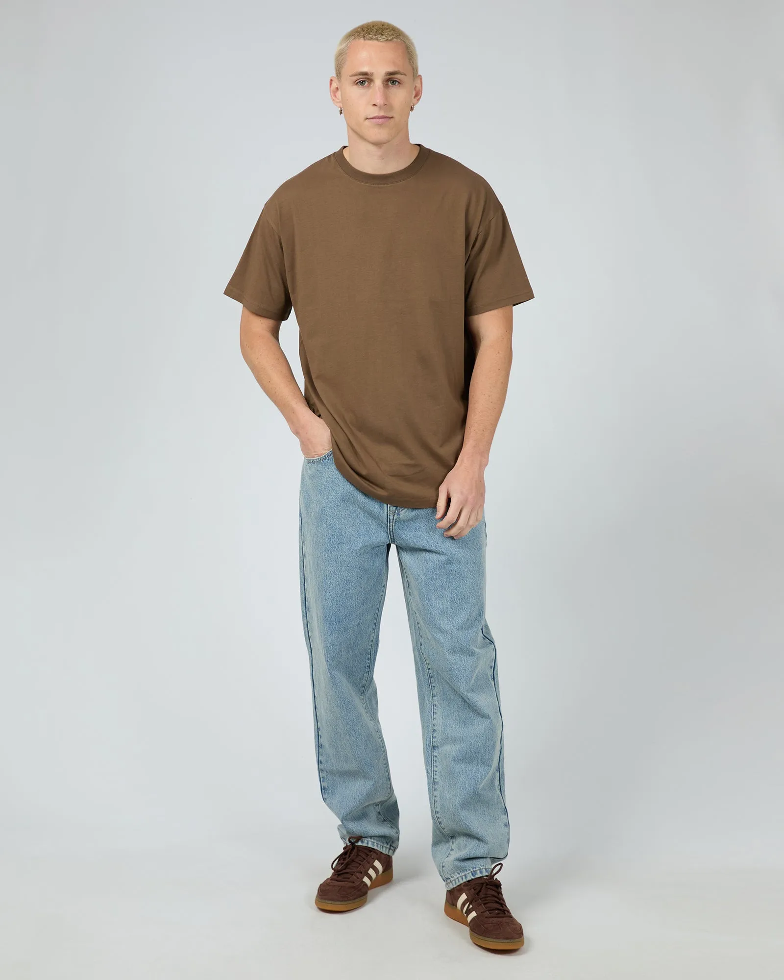 Solid Tail Tee Chocolate